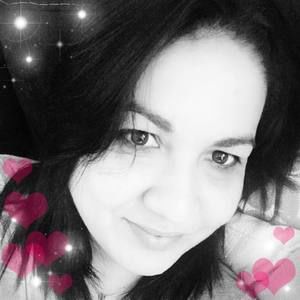 Meet your Posher, Marta elena